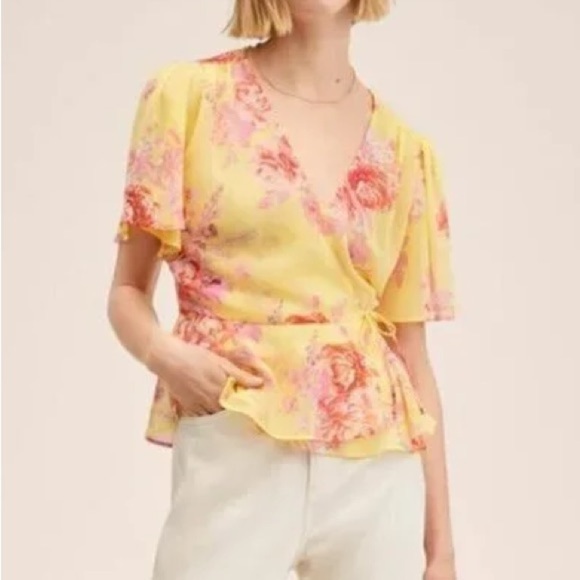 NWT Mango Yellow Floral Wrap Blouse - Size M - Picture 1 of 6